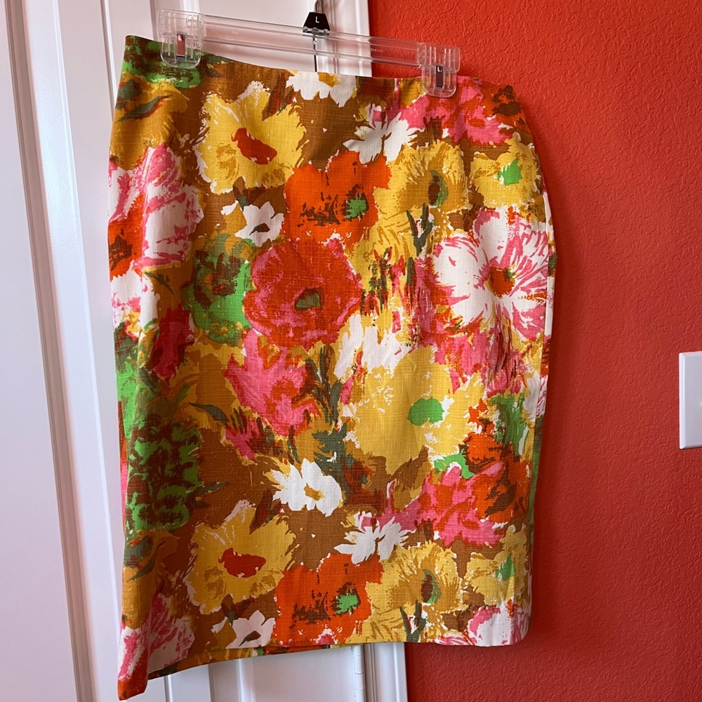 Tropical print linen skirt